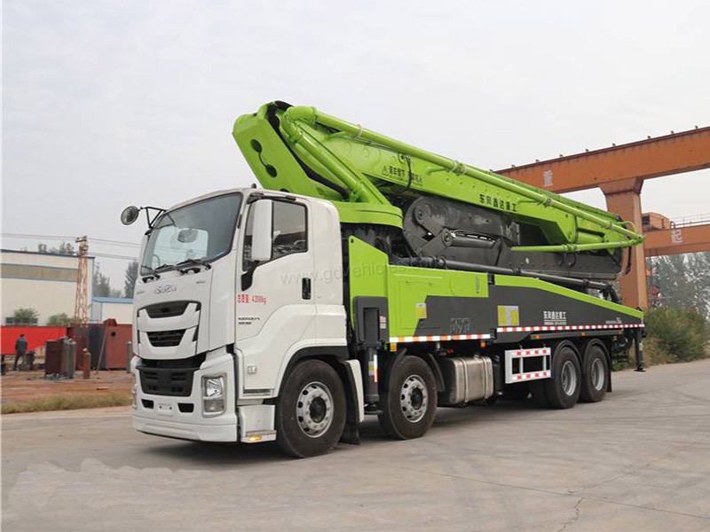 ISUZU 8x4 Heavy-Duty Concrete Pump Truck 63M